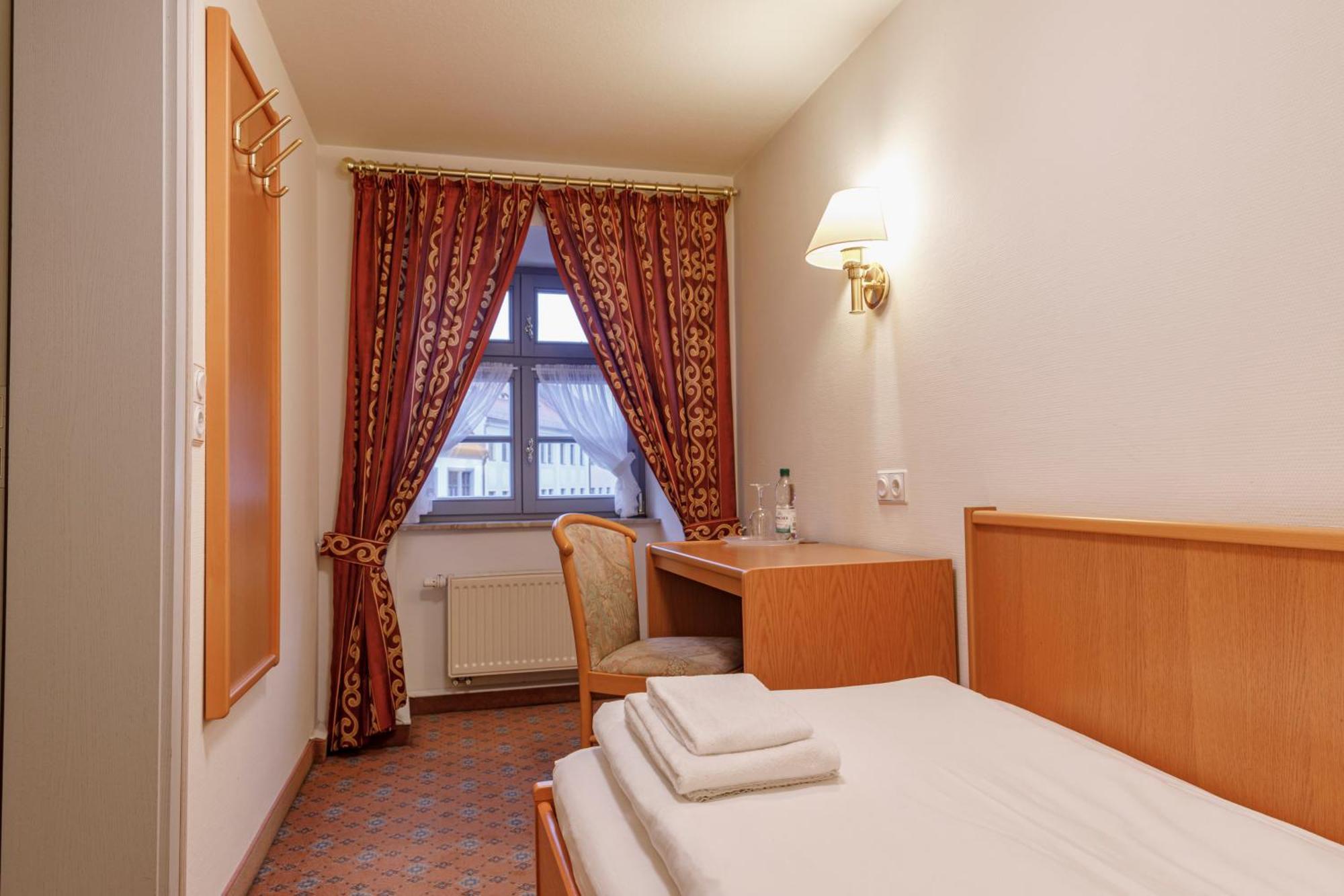 Schwerter Schankhaus & Hotel Meissen Luaran gambar