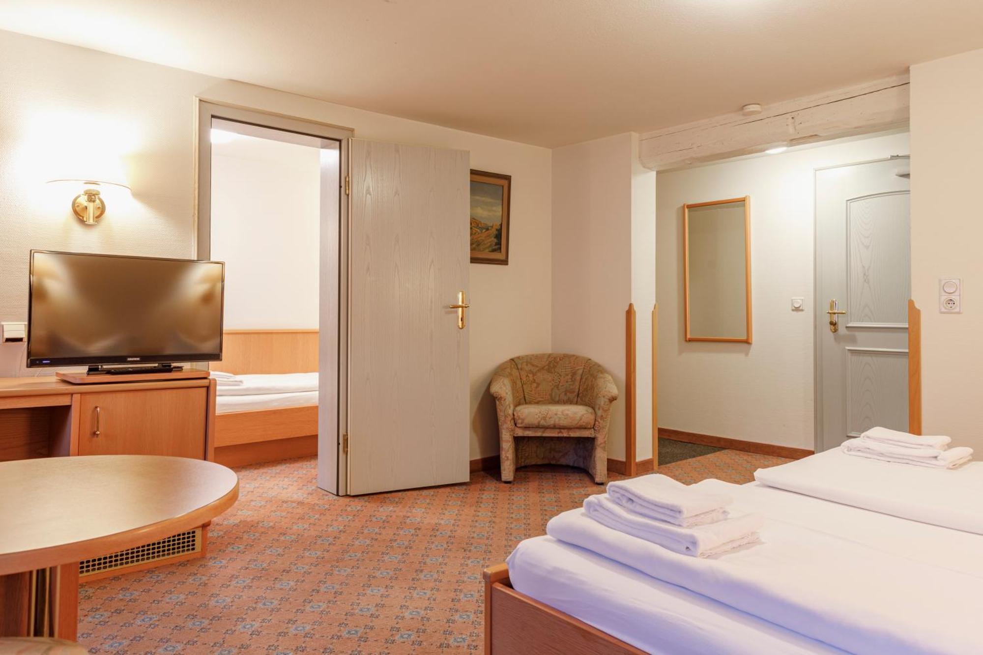 Schwerter Schankhaus & Hotel Meissen Luaran gambar